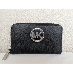 Michael Kors MK Signature Fulton Zip Around Multifunction Clutch Wallet Black